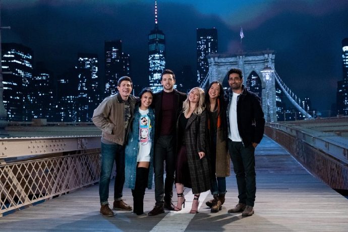 Hulu喜剧《老妈老爸的浪漫史》使用迪士尼最新虚拟舞台，完成了布鲁克林大桥相关情节的拍摄-美剧品鉴社